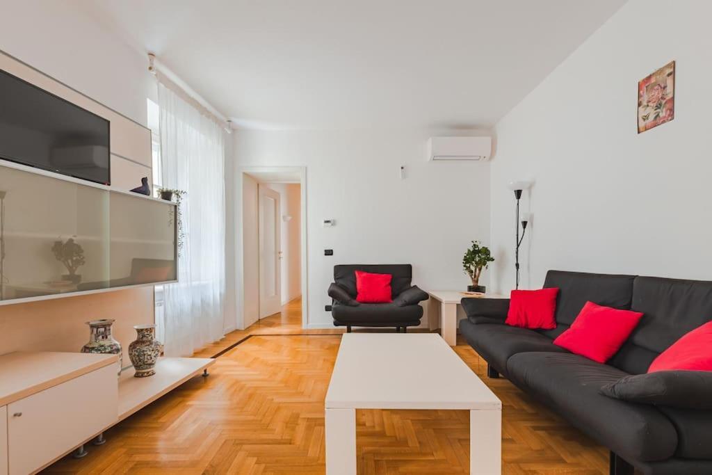 Piazza Unita Central Apartment 트리에스테 외부 사진